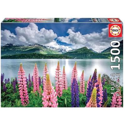 Fantástico puzzle com a imagem das conhecidas margens do Lago Sils na Suiça. Quando montas um puzzle estás a desenvolver as tuas capacidades cognitivas e de habilidade.