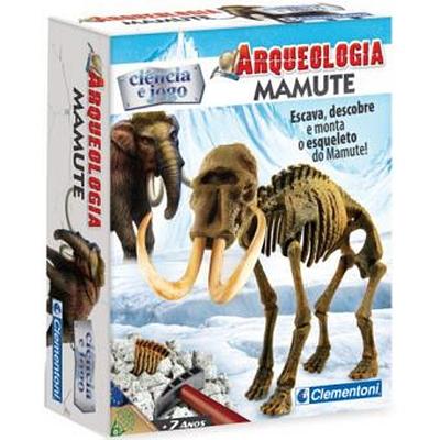 Este incrível Kit irá permitir que viaja até ao passado! Escava, descobre e monta o esqueleto do Mamute. Com a ajuda do martelo e do cinzel consegues escavar a terra e descobrir o mamute.