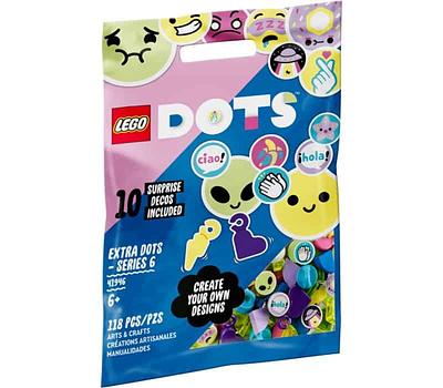 Criatividade extra numa embalagem. Decora a tua bracelete ou peças de decoração do quarto com adornos em forma de coração ou relâmpago.